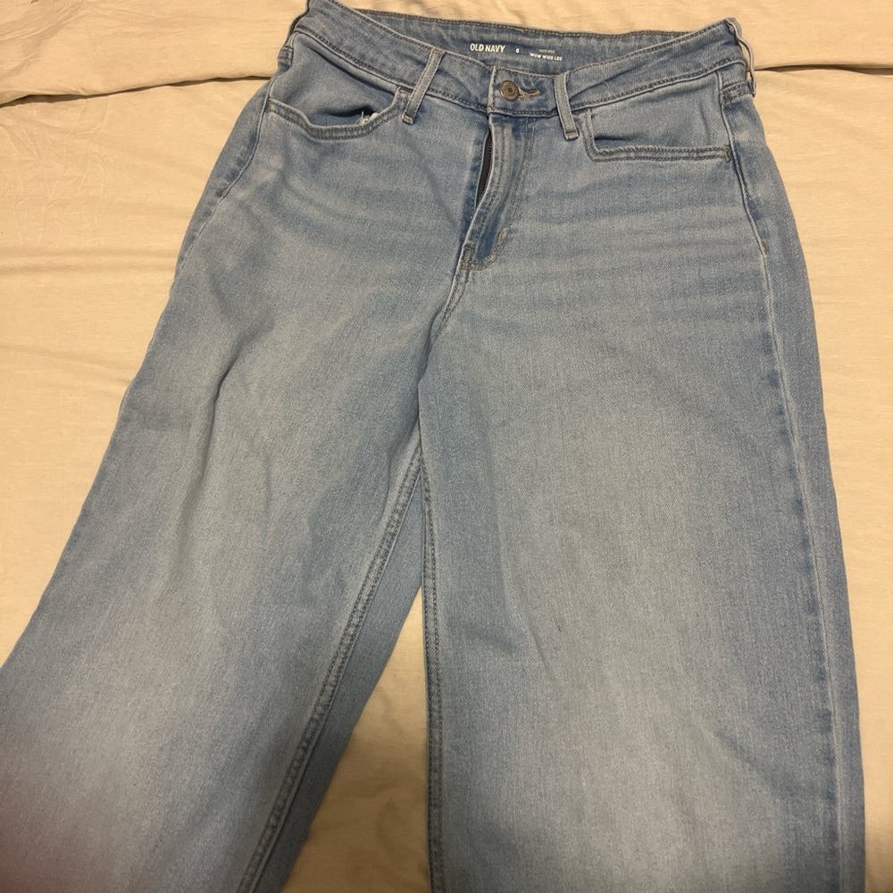 Old Navy Women's Wide Leg Jeans in Light Blue